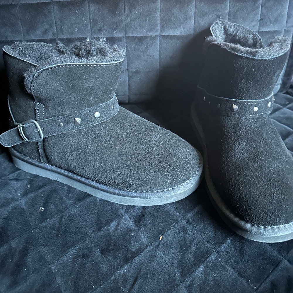 Bear paw studded ankle boots